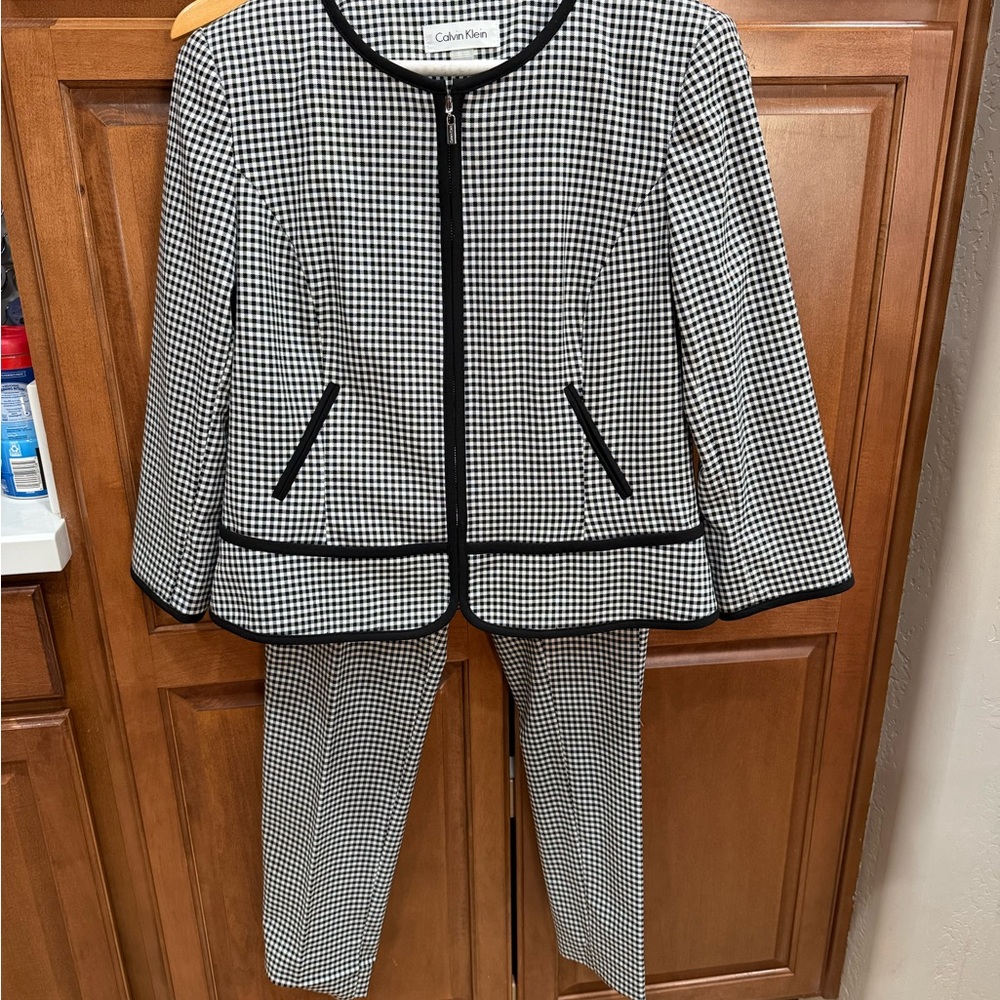 Calvin Klein Women's Houndstooth Pantsuit in Black and White